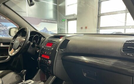 KIA Sorento II рестайлинг, 2012 год, 900 000 рублей, 9 фотография