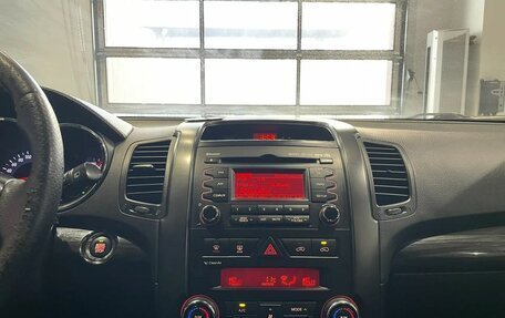 KIA Sorento II рестайлинг, 2012 год, 900 000 рублей, 15 фотография