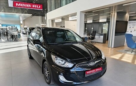Hyundai Solaris II рестайлинг, 2011 год, 610 000 рублей, 1 фотография