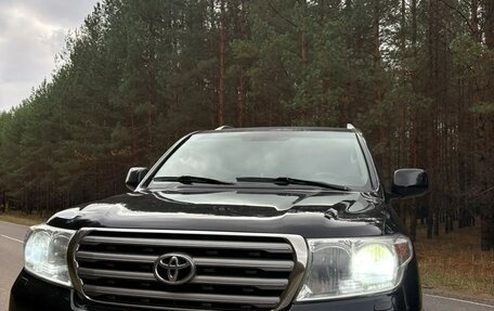 Toyota Land Cruiser 200, 2011 год, 3 499 000 рублей, 2 фотография