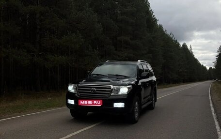 Toyota Land Cruiser 200, 2011 год, 3 499 000 рублей, 8 фотография