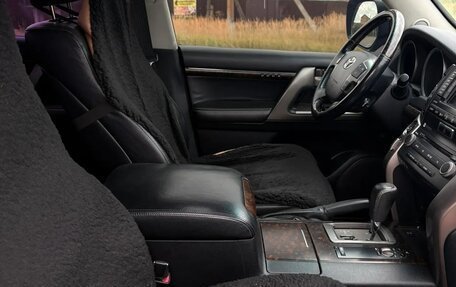 Toyota Land Cruiser 200, 2011 год, 3 499 000 рублей, 20 фотография