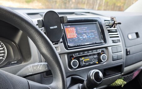 Volkswagen Caravelle T5, 2013 год, 2 150 000 рублей, 3 фотография