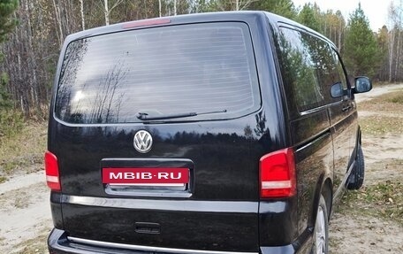 Volkswagen Caravelle T5, 2013 год, 2 150 000 рублей, 6 фотография