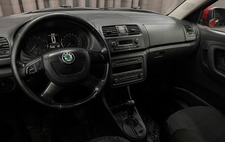 Skoda Fabia II, 2011 год, 649 999 рублей, 8 фотография