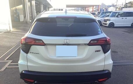 Honda Vezel, 2020 год, 1 490 000 рублей, 5 фотография