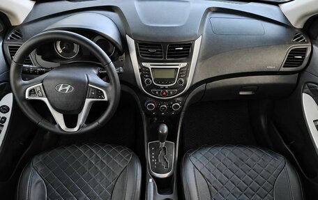 Hyundai Solaris II рестайлинг, 2011 год, 610 000 рублей, 12 фотография