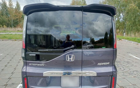 Honda Stepwgn IV, 2016 год, 1 800 000 рублей, 8 фотография