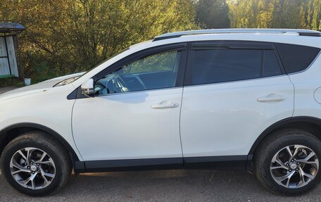 Toyota RAV4, 2017 год, 1 950 000 рублей, 8 фотография