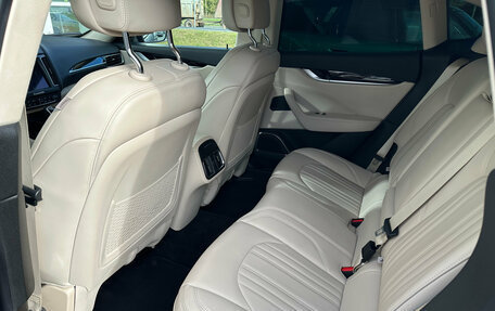 Maserati Levante I, 2018 год, 4 190 000 рублей, 33 фотография
