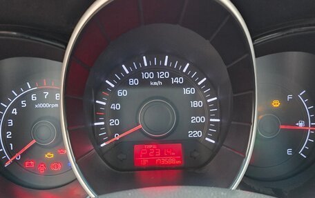 KIA Rio III рестайлинг, 2015 год, 750 000 рублей, 6 фотография