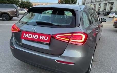 Mercedes-Benz A-Класс, 2019 год, 2 100 000 рублей, 7 фотография