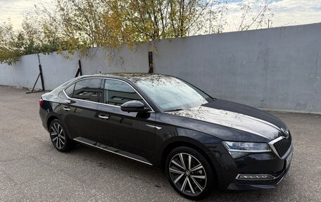 Skoda Superb III рестайлинг, 2025 год, 3 150 000 рублей, 2 фотография