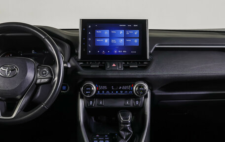Toyota RAV4, 2022 год, 2 890 000 рублей, 13 фотография