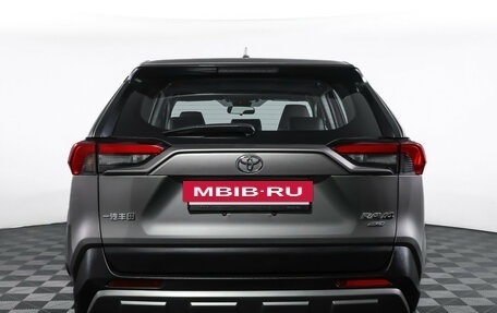 Toyota RAV4, 2022 год, 2 890 000 рублей, 6 фотография