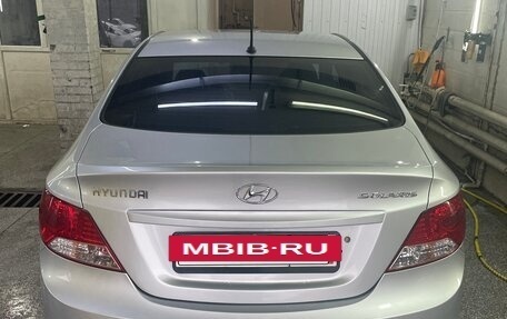 Hyundai Solaris II рестайлинг, 2012 год, 690 000 рублей, 6 фотография