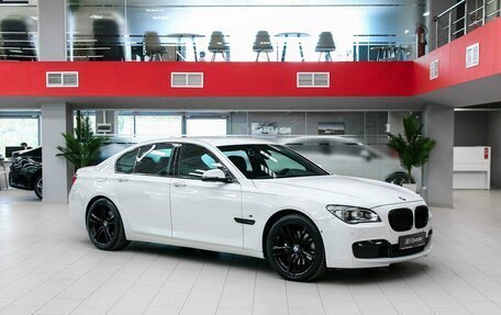 BMW 7 серия, 2014 год, 2 550 000 рублей, 3 фотография