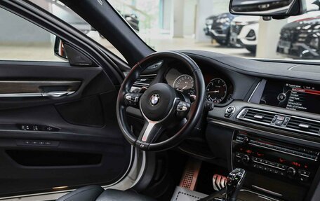 BMW 7 серия, 2014 год, 2 550 000 рублей, 14 фотография