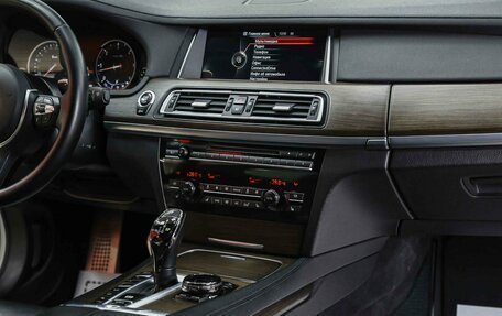 BMW 7 серия, 2014 год, 2 550 000 рублей, 17 фотография