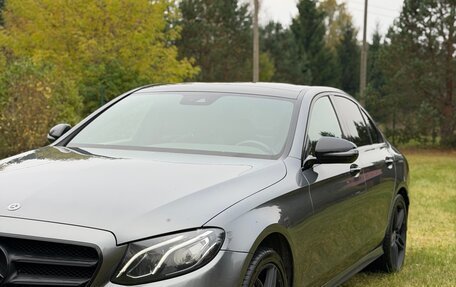Mercedes-Benz E-Класс, 2018 год, 3 390 000 рублей, 2 фотография