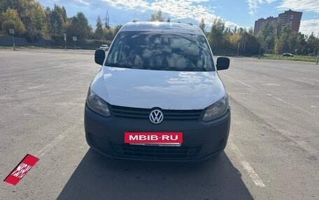 Volkswagen Caddy III рестайлинг, 2012 год, 745 000 рублей, 3 фотография