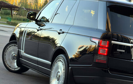 Land Rover Range Rover IV рестайлинг, 2017 год, 5 250 000 рублей, 7 фотография
