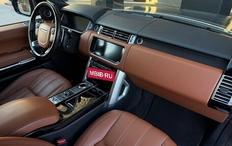 Land Rover Range Rover IV рестайлинг, 2017 год, 5 250 000 рублей, 12 фотография
