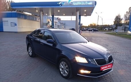 Skoda Octavia, 2017 год, 1 330 000 рублей, 2 фотография