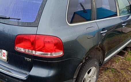 Volkswagen Touareg III, 2005 год, 390 000 рублей, 4 фотография
