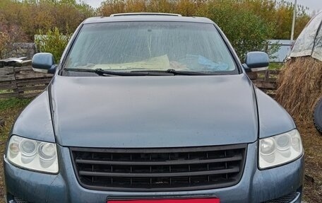 Volkswagen Touareg III, 2005 год, 390 000 рублей, 2 фотография