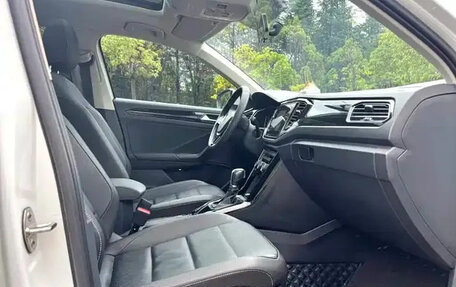 Volkswagen T-Roc I, 2022 год, 1 256 000 рублей, 9 фотография