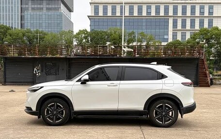 Honda Vezel, 2023 год, 1 790 000 рублей, 7 фотография