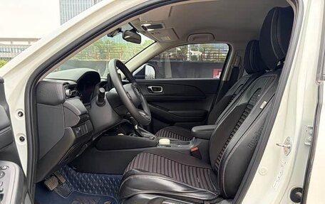 Honda Vezel, 2023 год, 1 790 000 рублей, 8 фотография