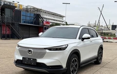 Honda Vezel, 2023 год, 1 790 000 рублей, 3 фотография