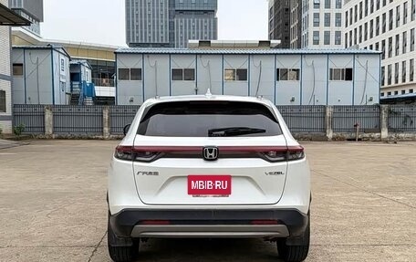 Honda Vezel, 2023 год, 1 790 000 рублей, 5 фотография