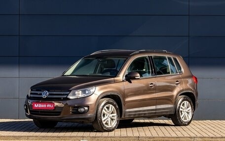 Volkswagen Tiguan I, 2015 год, 1 555 000 рублей, 1 фотография