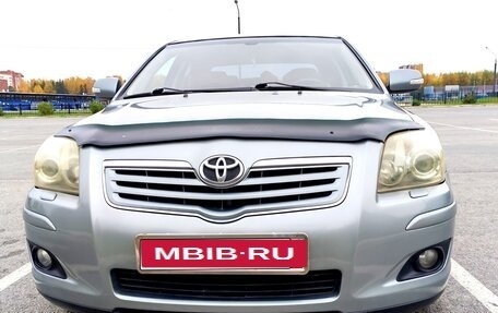 Toyota Avensis III рестайлинг, 2007 год, 880 000 рублей, 1 фотография