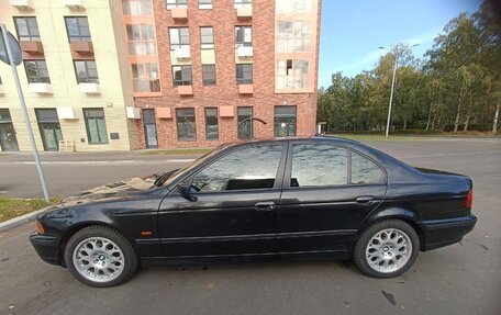 BMW 5 серия, 1999 год, 700 000 рублей, 2 фотография