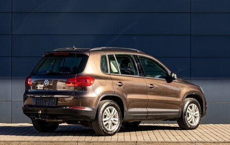 Volkswagen Tiguan I, 2015 год, 1 555 000 рублей, 6 фотография