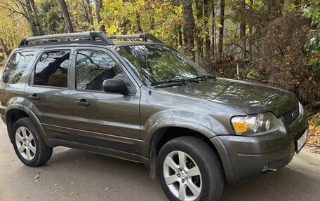 Ford Escape II, 2003 год, 6 фотография