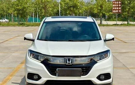Honda Vezel, 2021 год, 1 490 000 рублей, 2 фотография