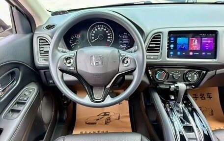 Honda Vezel, 2021 год, 1 490 000 рублей, 17 фотография