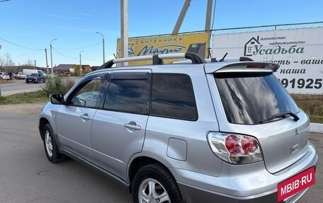 Mitsubishi Outlander III рестайлинг 3, 2004 год, 590 000 рублей, 2 фотография