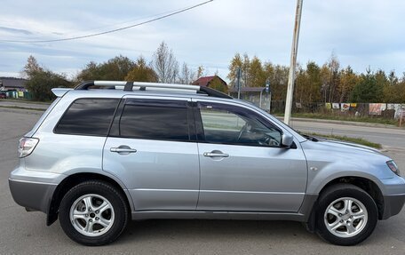 Mitsubishi Outlander III рестайлинг 3, 2004 год, 590 000 рублей, 9 фотография