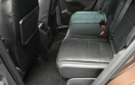Volkswagen Tiguan II, 2018 год, 2 637 000 рублей, 12 фотография