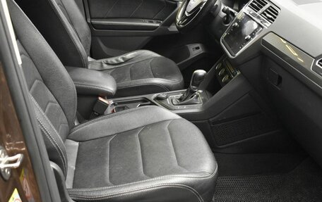Volkswagen Tiguan II, 2018 год, 2 637 000 рублей, 14 фотография