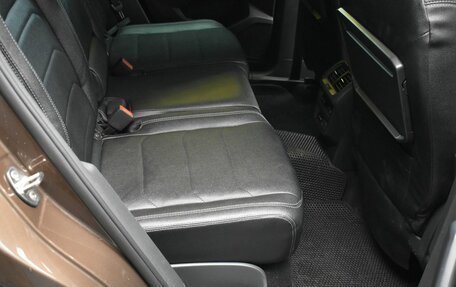 Volkswagen Tiguan II, 2018 год, 2 637 000 рублей, 13 фотография