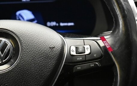 Volkswagen Tiguan II, 2018 год, 2 637 000 рублей, 19 фотография