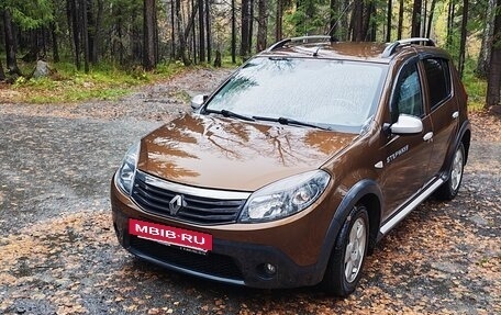Renault Sandero I, 2013 год, 590 000 рублей, 3 фотография