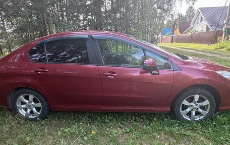 Peugeot 408 I рестайлинг, 2013 год, 400 000 рублей, 4 фотография